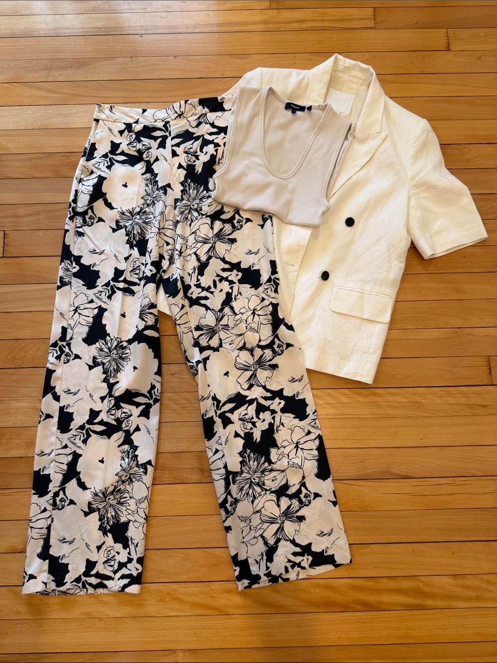 NWT Zara Black & Cream Floral Satin Pants
